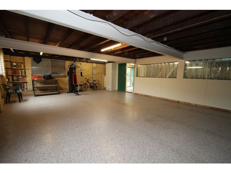 25 Mingera Street, Mansfield QLD 4122