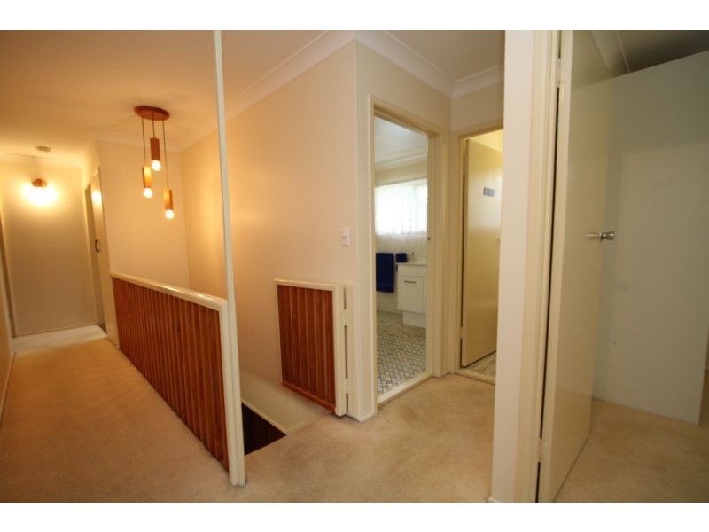 25 Mingera Street, Mansfield QLD 4122