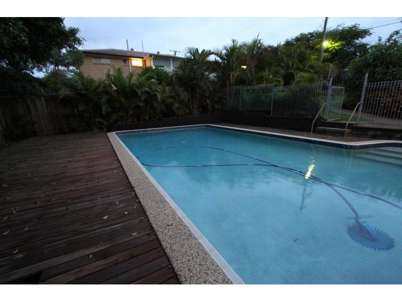 25 Mingera Street, Mansfield QLD 4122