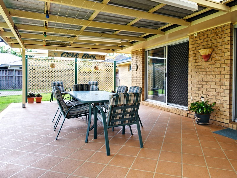 99 Pine Street, Runcorn QLD 4113