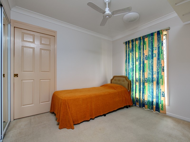 3 Hythe Street, Mansfield QLD 4122