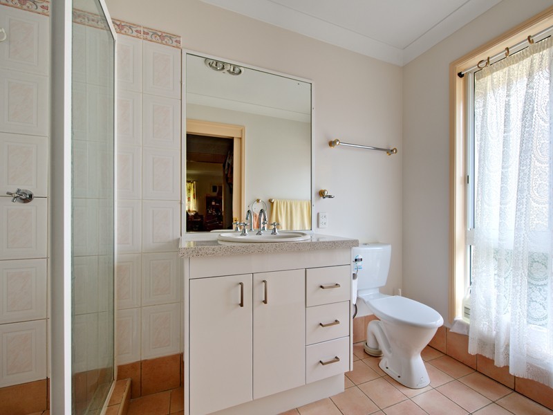 3 Hythe Street, Mansfield QLD 4122