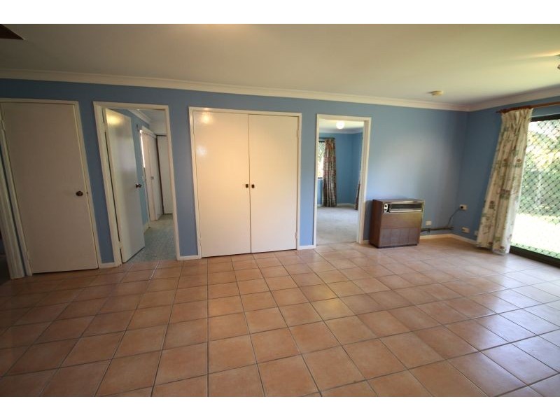 393 Pine Mountain Road, Mansfield QLD 4122