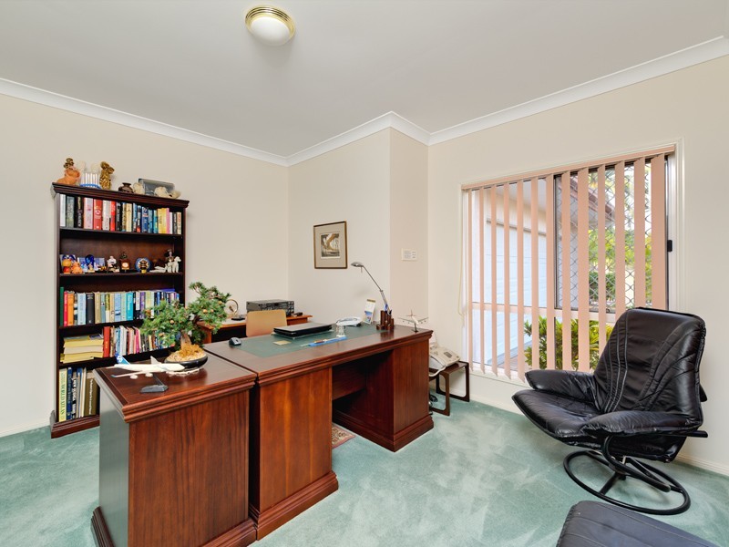 77 The Avenue, Sunnybank Hills QLD 4109