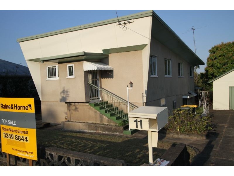 11 Florence Street, Carina QLD 4152