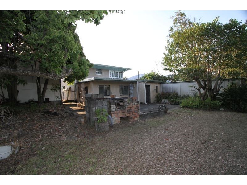 11 Florence Street, Carina QLD 4152