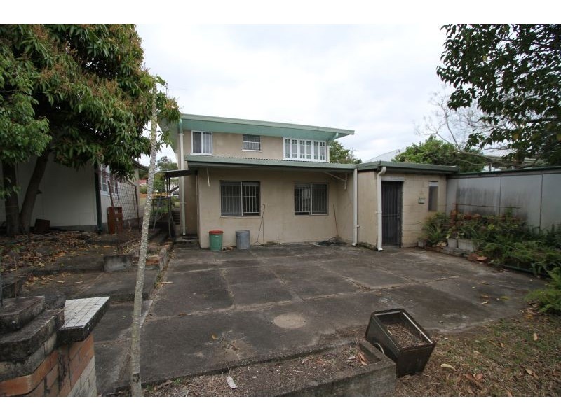 11 Florence Street, Carina QLD 4152