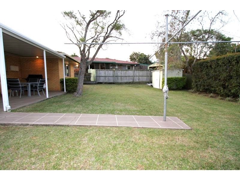 3 Privet place, Mansfield QLD 4122