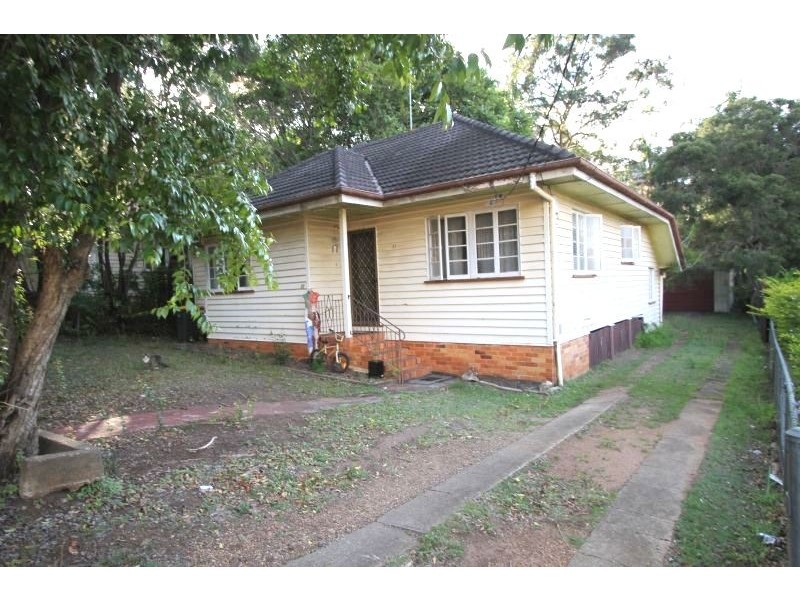 11-15 Gosford ST, Mount Gravatt QLD 4122