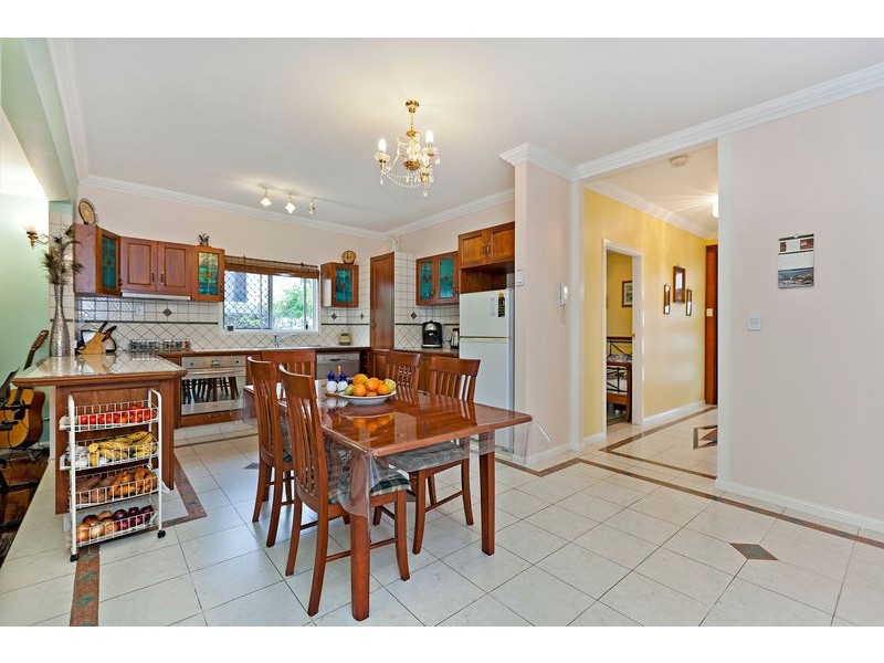 66 Galsworthy, Holland Park West QLD 4121