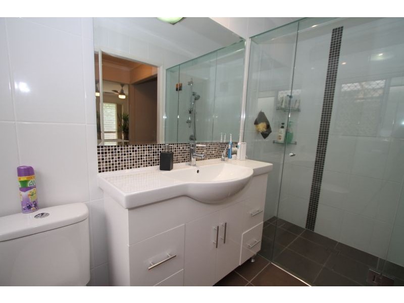 26 Kensington Place, Wishart QLD 4122