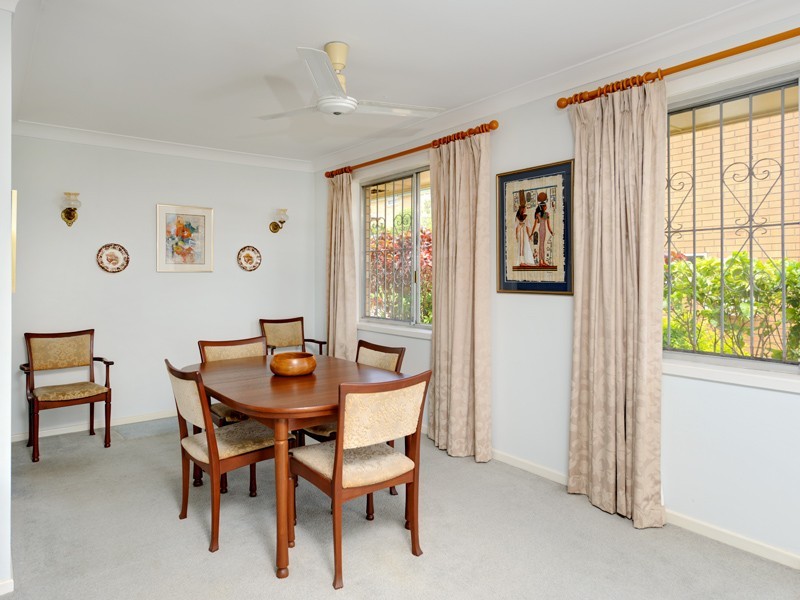 5 Menkira Street, Mansfield QLD 4122