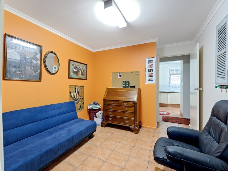 37 Barcelona Street, Wishart QLD 4122