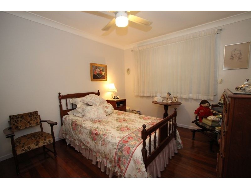 6 Koumala Street, Mansfield QLD 4122