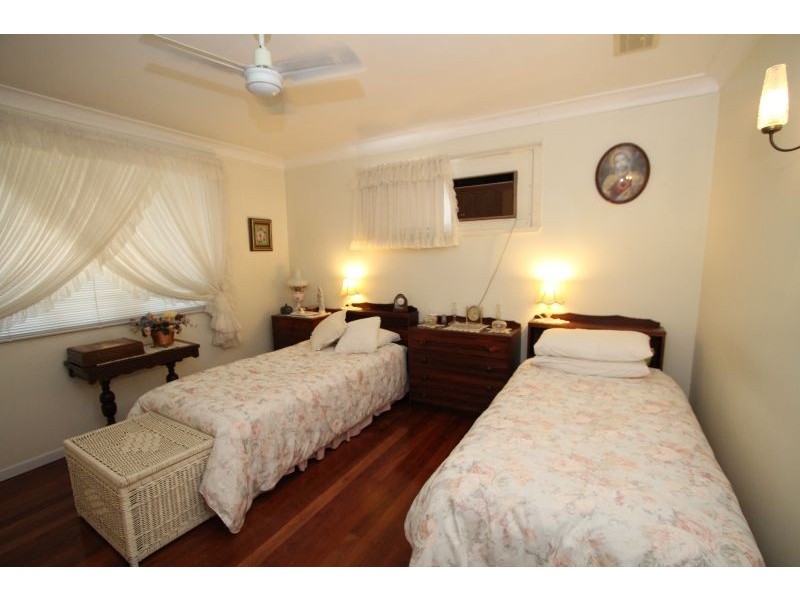 6 Koumala Street, Mansfield QLD 4122