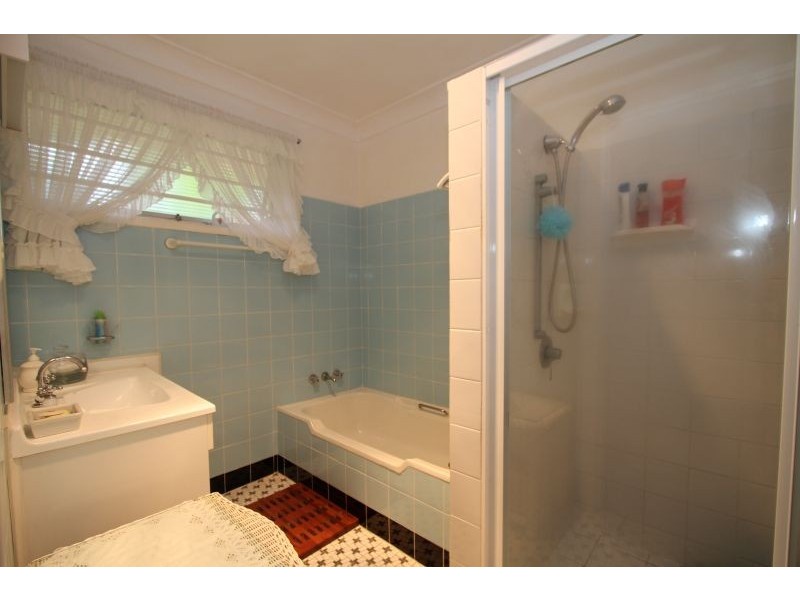 6 Koumala Street, Mansfield QLD 4122