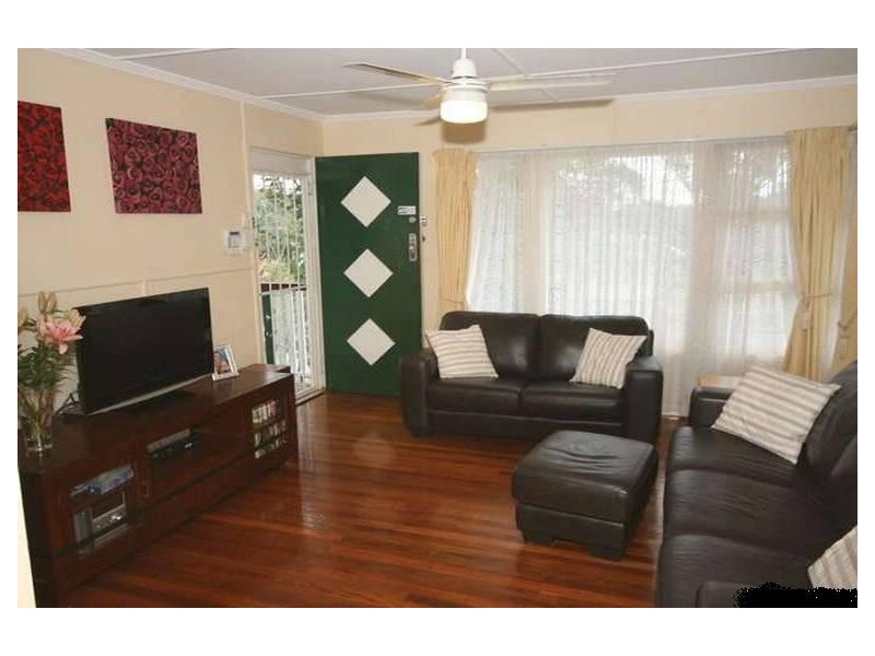 35 Vickers Street, Carina Heights QLD 4152