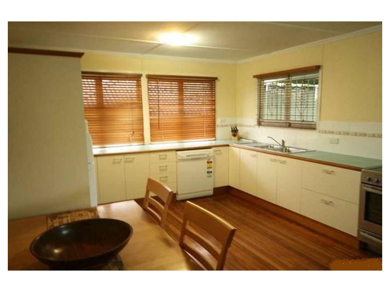 35 Vickers Street, Carina Heights QLD 4152