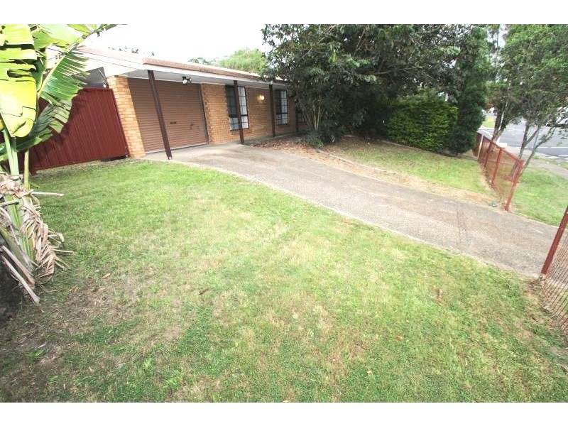 435 Broadwater Road, Mansfield QLD 4122