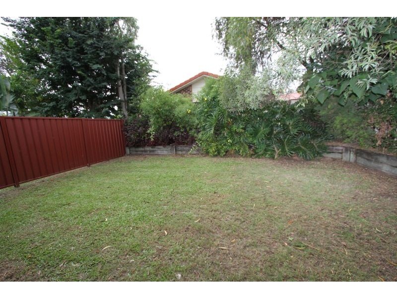 435 Broadwater Road, Mansfield QLD 4122