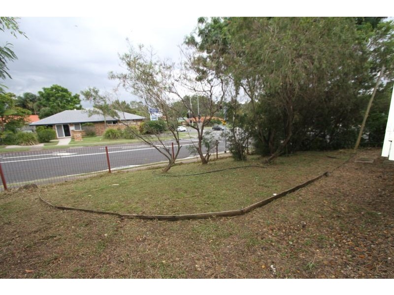 435 Broadwater Road, Mansfield QLD 4122