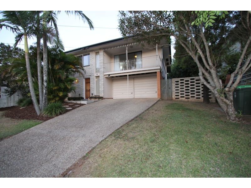 88 Pareena  Cresent, Mansfield QLD 4122