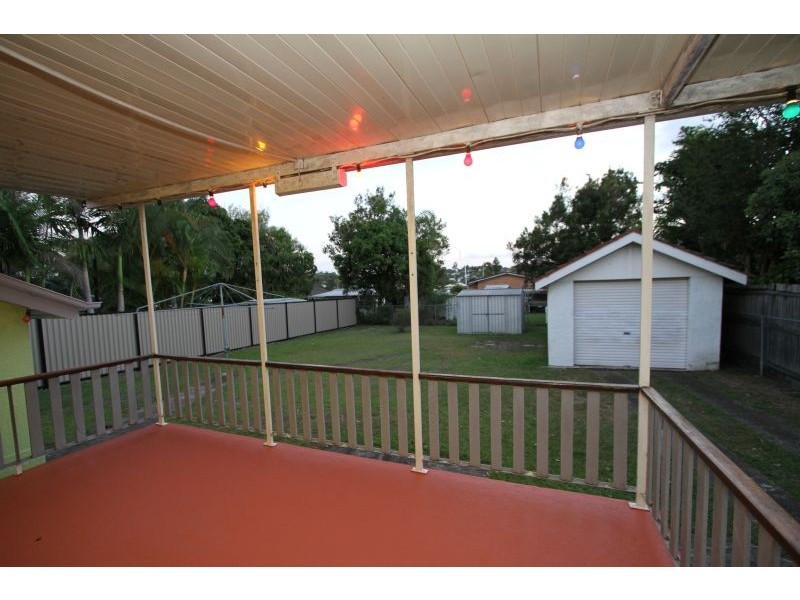 17 Queensway St, Upper Mount Gravatt QLD 4122