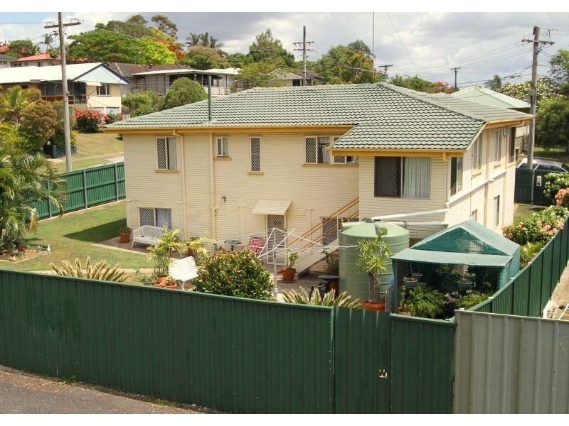 1 Olivella St, Mansfield QLD 4122