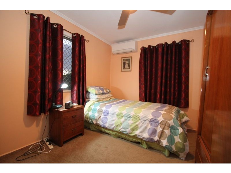 1 Olivella St, Mansfield QLD 4122