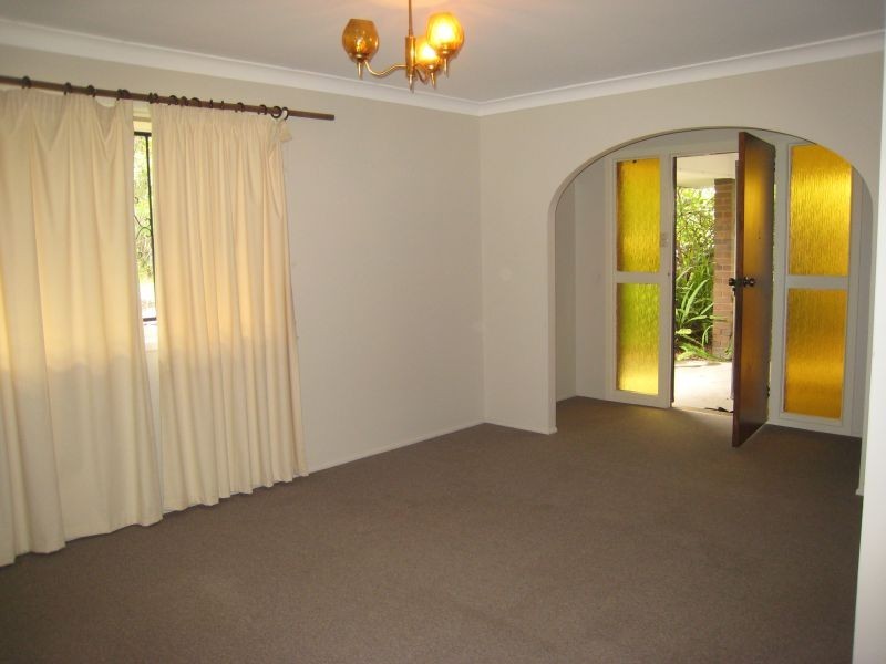 1 Mack Street, Wishart QLD 4122