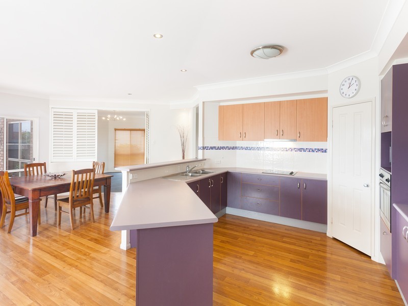 32 Eastwood Drive, Mansfield QLD 4122