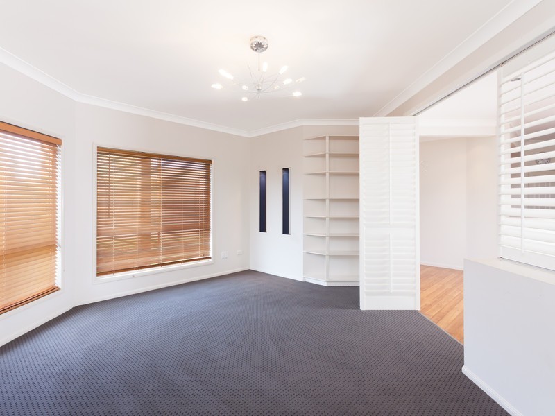 32 Eastwood Drive, Mansfield QLD 4122