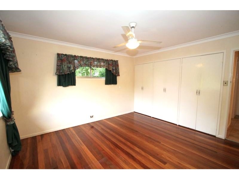 17 Morialta Street, Mansfield QLD 4122