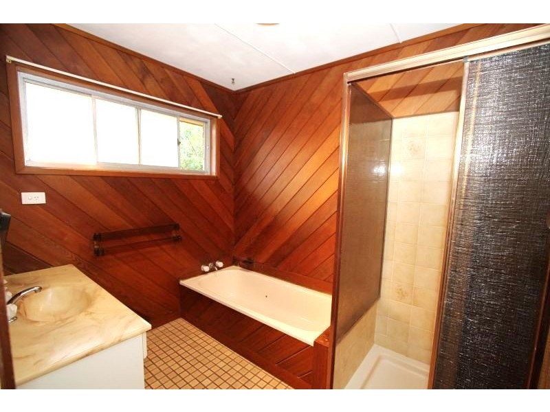 17 Morialta Street, Mansfield QLD 4122