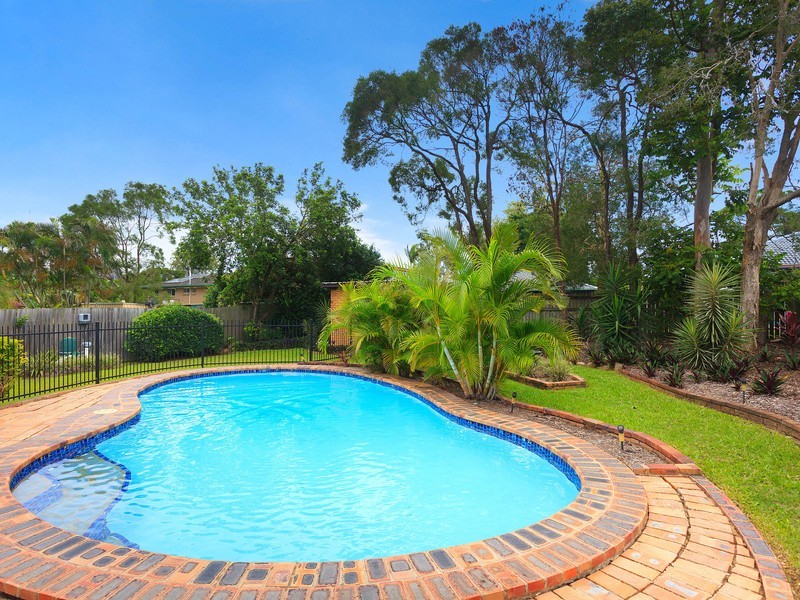 10 Winthrop, Wishart QLD 4122