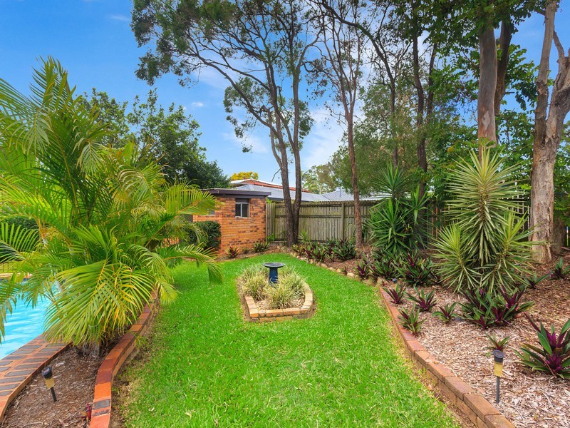 10 Winthrop, Wishart QLD 4122
