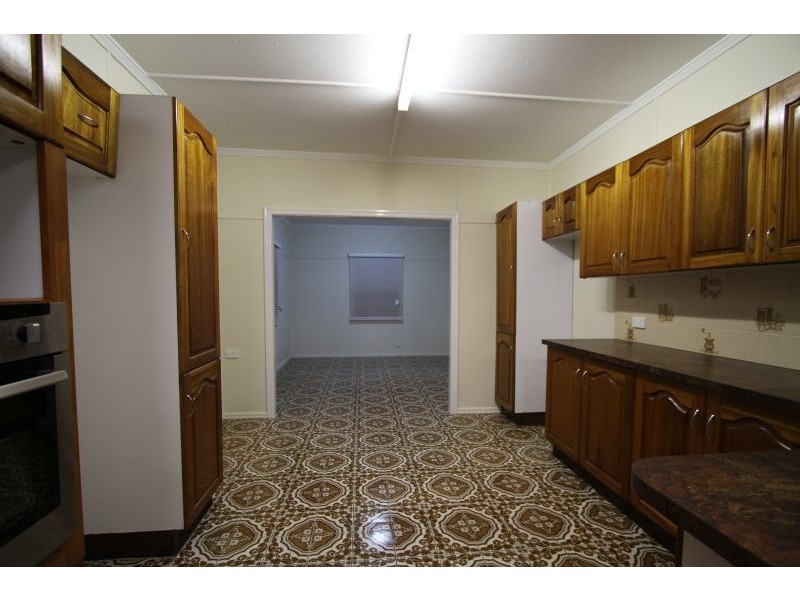 9 Hammersmith Street, Coopers Plains QLD 4108