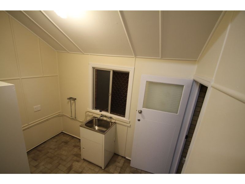 9 Hammersmith Street, Coopers Plains QLD 4108