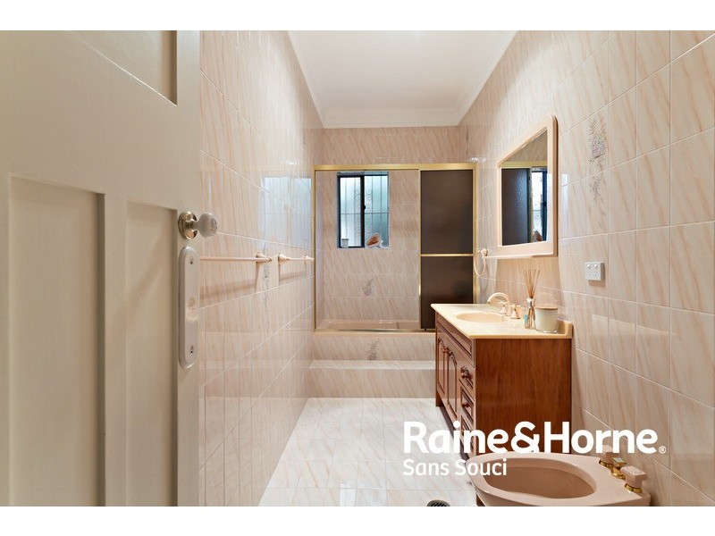 4 Robert Street, Sans Souci NSW 2219