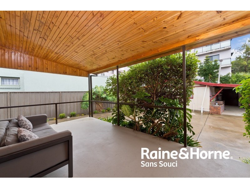 4 Robert Street, Sans Souci NSW 2219