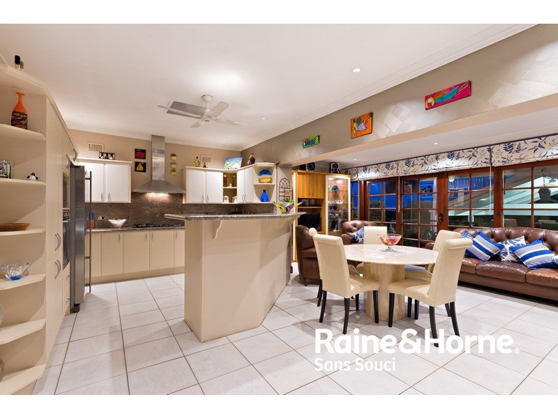 40 Riverside Drive, Sandringham NSW 2219 Raine & Horne Sans Souci Sold