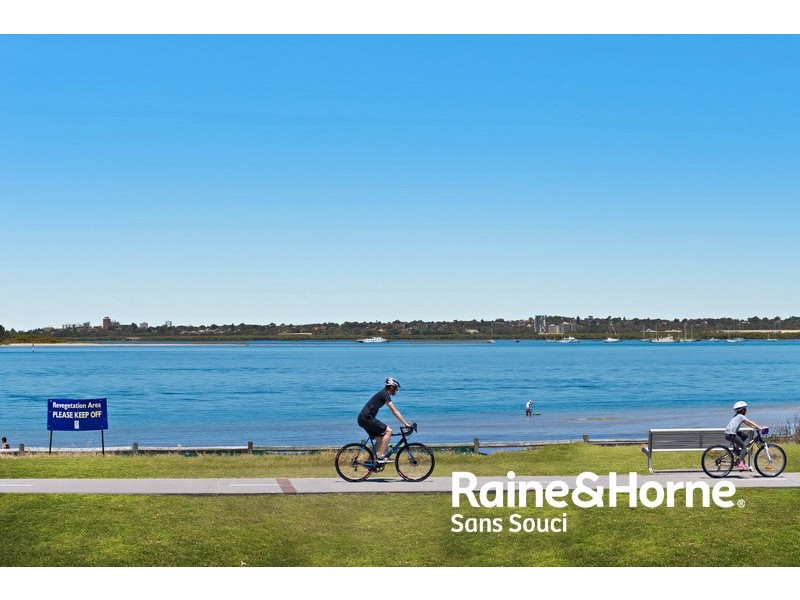 40 Riverside Drive, Sandringham NSW 2219 Raine & Horne Sans Souci Sold