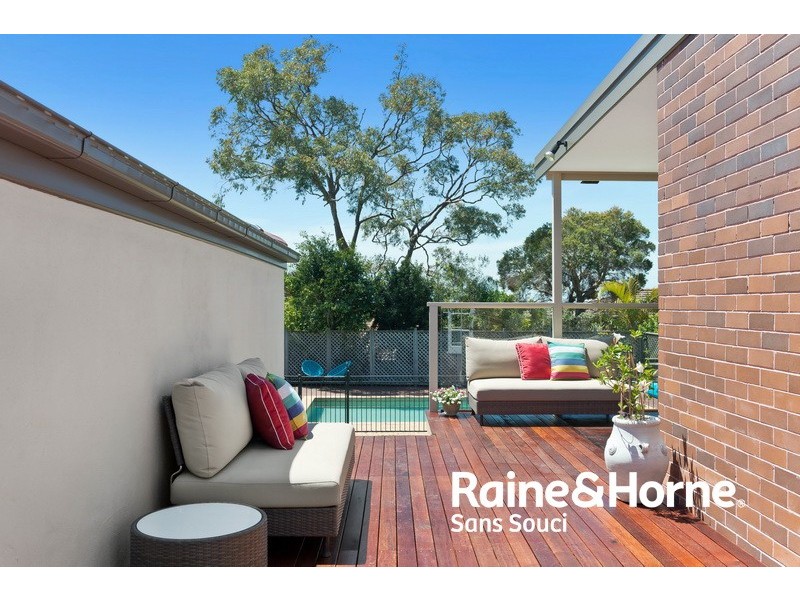 8 Dewrang Street, Carss Park NSW 2221