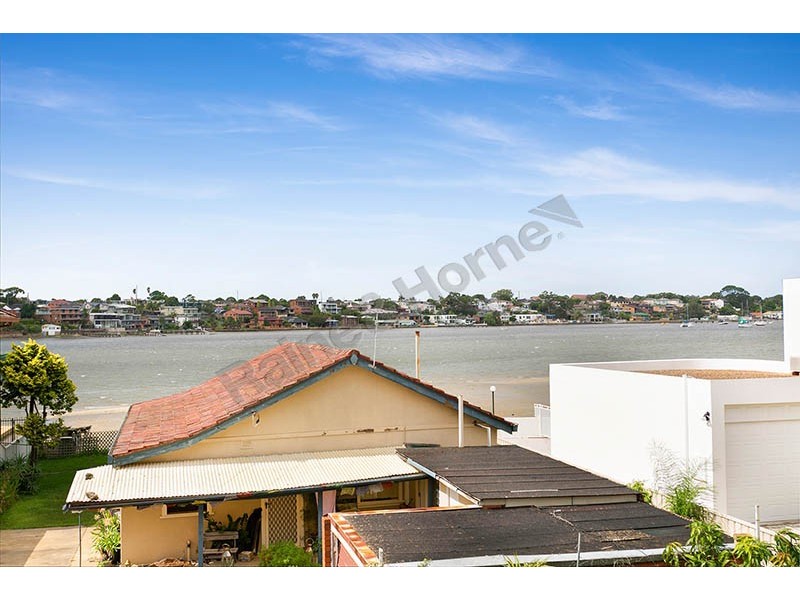 18a Carlton Crescent, Kogarah Bay NSW 2217