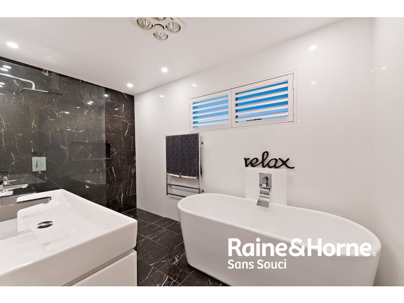 136 Napoleon Street, Sans Souci NSW 2219