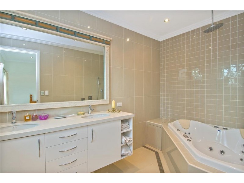 98 Sandringham Street, Sans Souci NSW 2219