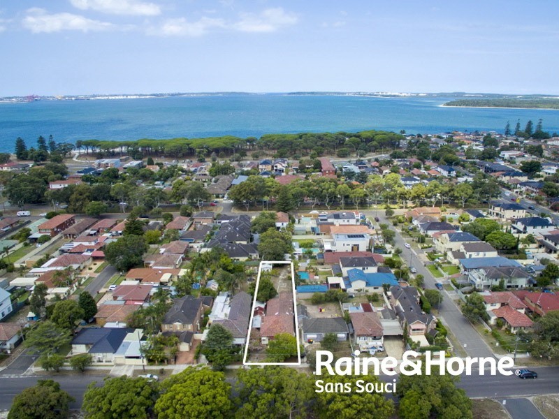 212 Chuter Ave, Sans Souci NSW 2219