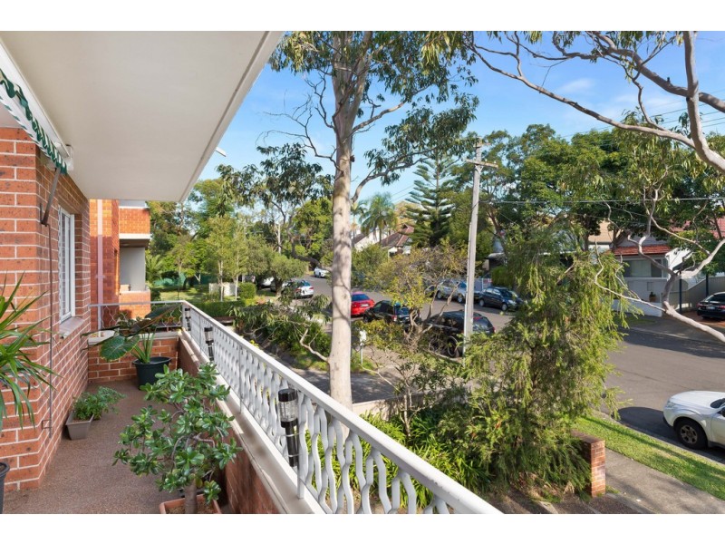 8/26 High Street, Carlton NSW 2218