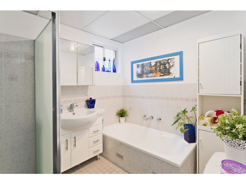 8/26 High Street, Carlton NSW 2218