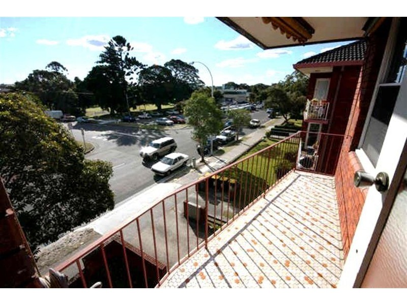 8/158 Chuter Avenue, Sans Souci NSW 2219